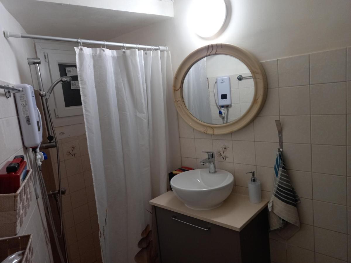 Artemis Boutique Apartment 2 Limasol Buitenkant foto