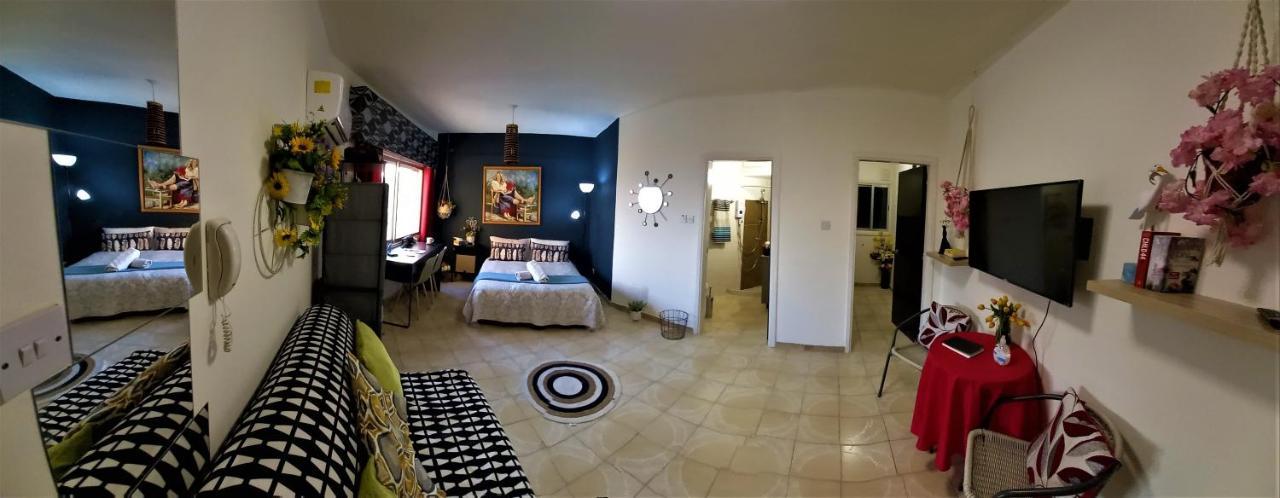 Artemis Boutique Apartment 2 Limasol Buitenkant foto