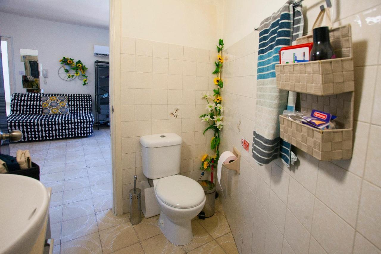 Artemis Boutique Apartment 2 Limasol Buitenkant foto